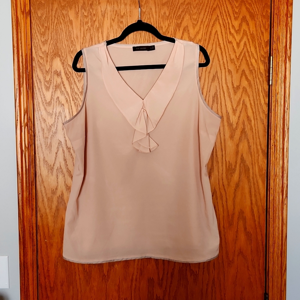 Beautiful cream colored camisole/tank from The Limited,  size xl color cream